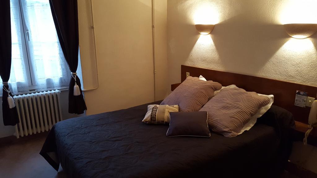 Hôtel Ronsin Fresnay-sur-Sarthe Esterno foto