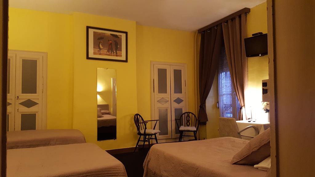 Hôtel Ronsin Fresnay-sur-Sarthe Esterno foto