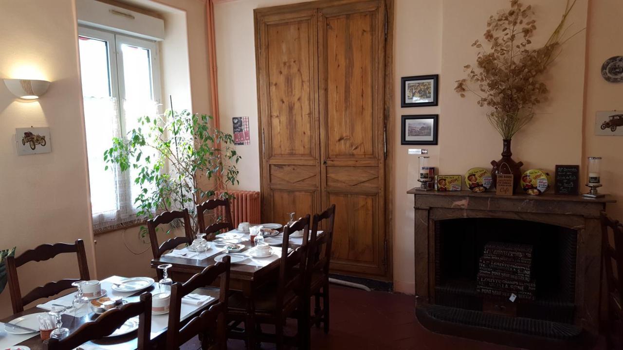 Hôtel Ronsin Fresnay-sur-Sarthe Esterno foto