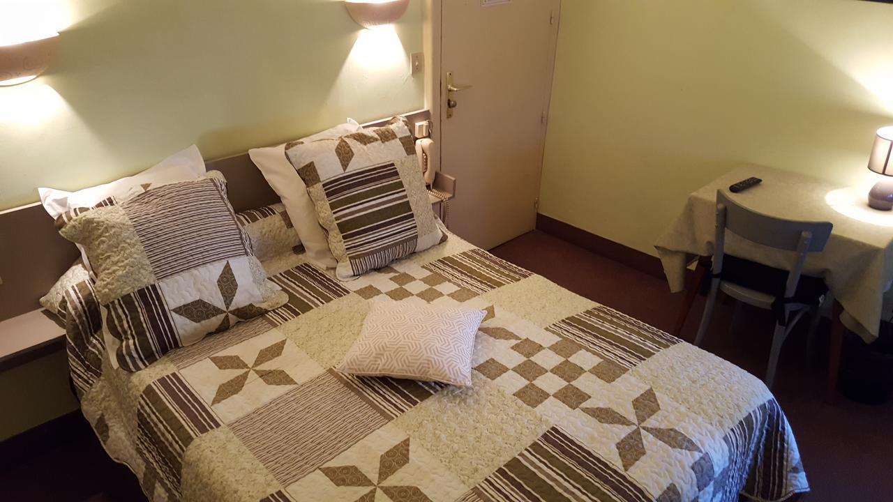 Hôtel Ronsin Fresnay-sur-Sarthe Esterno foto