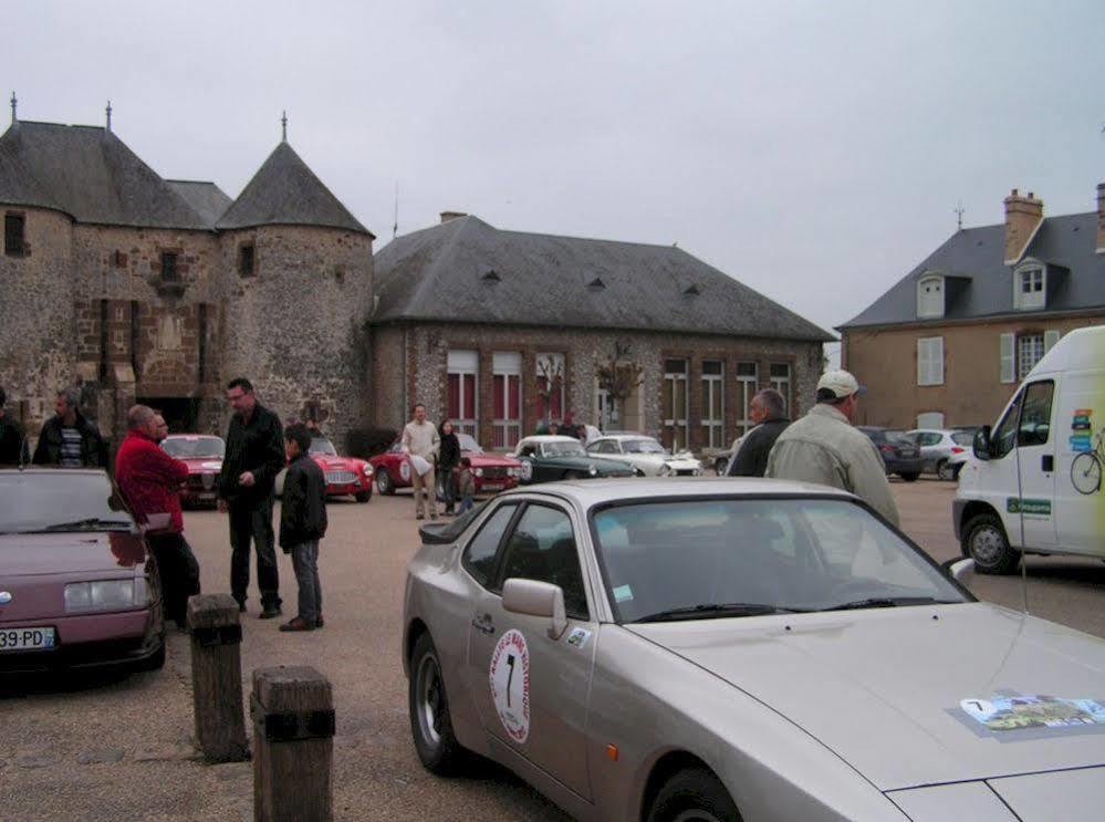 Hôtel Ronsin Fresnay-sur-Sarthe Esterno foto
